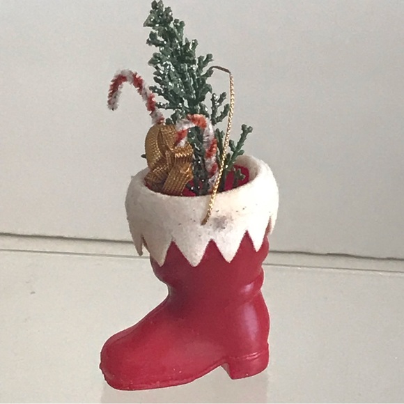 Lot of 7 Vintage Christmas Ornaments Made Of Wood, Metal, Plastic, Felt & Yarn - Picture 4 of 16